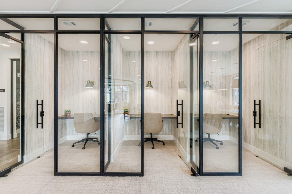 2300-hooks-street-print-quality-009-023-2nd-floor-study-room