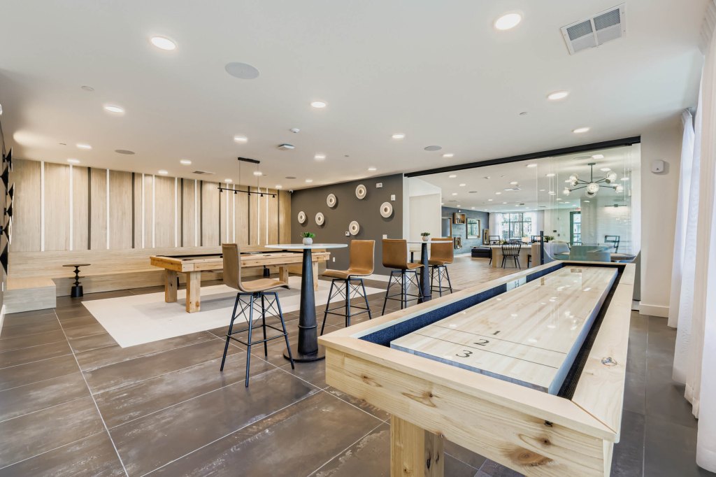 2300-hooks-street-print-quality-021-063-2nd-floor-game-room