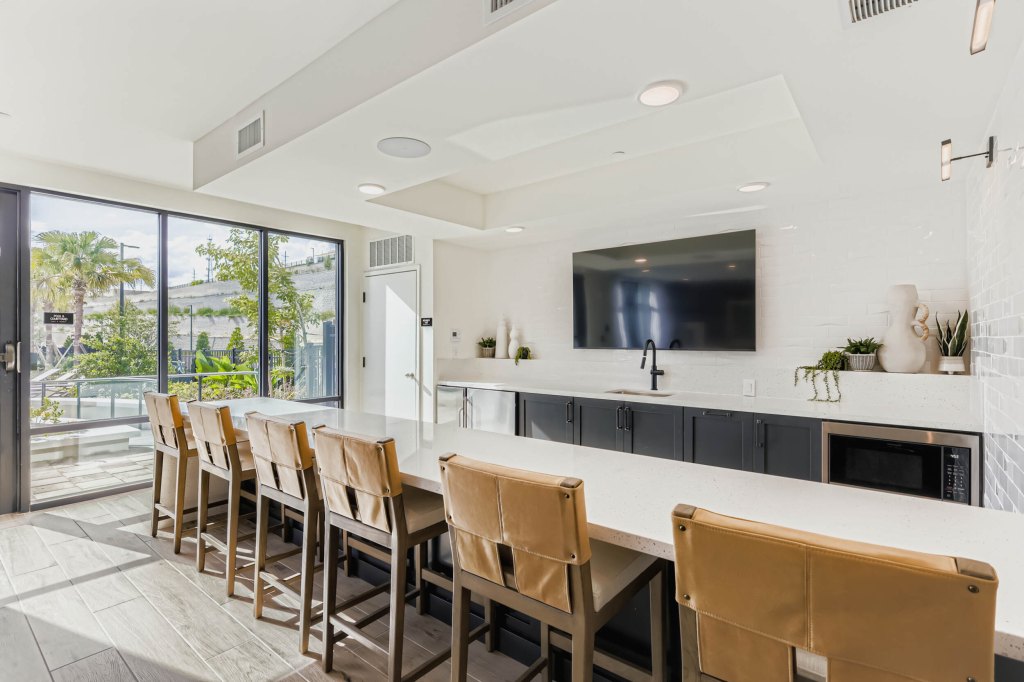 2300-hooks-street-print-quality-024-071-2nd-floor-game-room